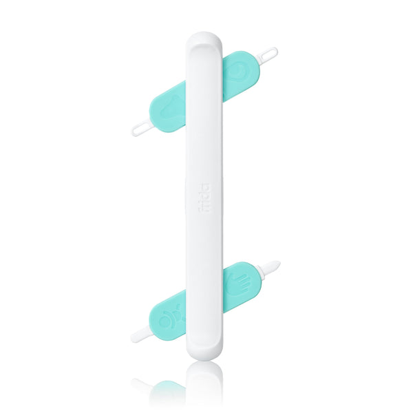 3-in-1 Nose, Nail + Ear Picker by Frida Baby & Soother-Style Medicine  Dispenser by Unbranded - Shop Online for Baby in Germany